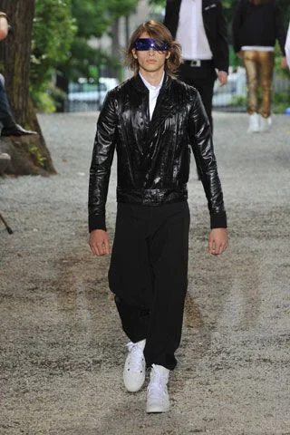 Look 11